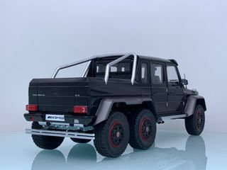 1:18 Mercedes G63 AMG 6X6 W463 Negro 2013 AutoArt