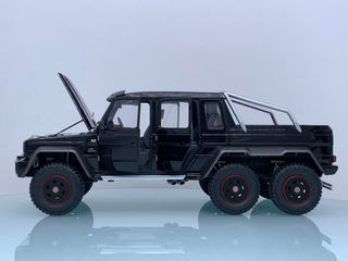 1:18 Mercedes G63 AMG 6X6 W463 Negro 2013 AutoArt