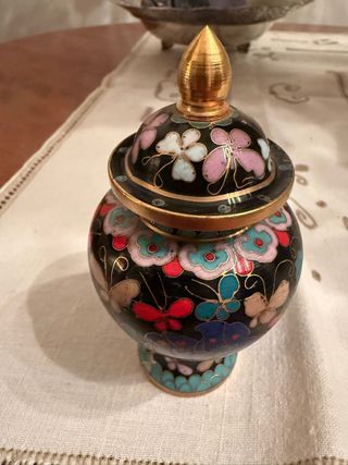 Coppia vasi cinesi cloisonné farfalle