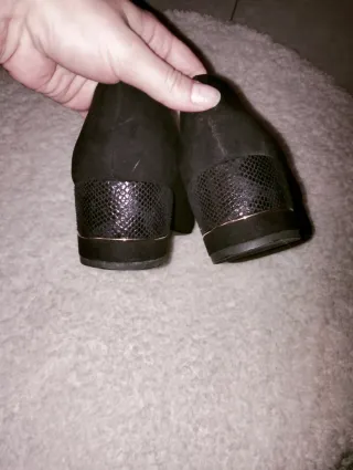 Zapatos de piel negros