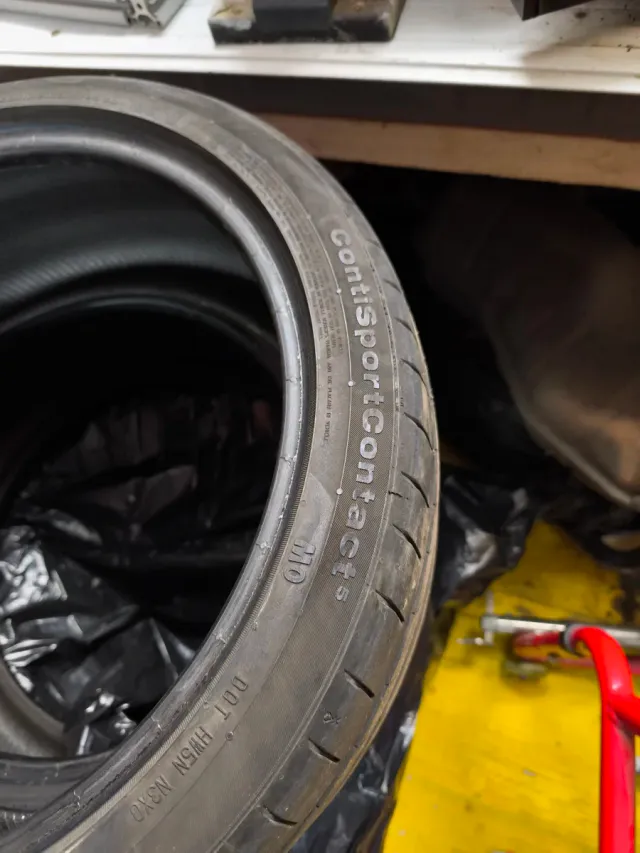 2Neumáticos225\40\18 Continental ContiSportContact