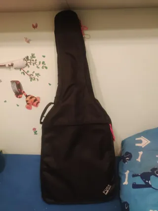 Guitarra española Admira como nueva