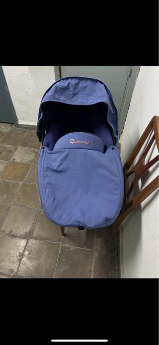 Capazo bebé Quinny nuevo
