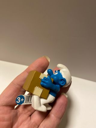 Figura Pitufo con Caja