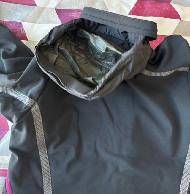 Chaqueta Trangoworld Negra y Rosa