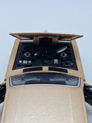 Rolls Royce Silver Spur 1994, scala 1:32,NUOVA.