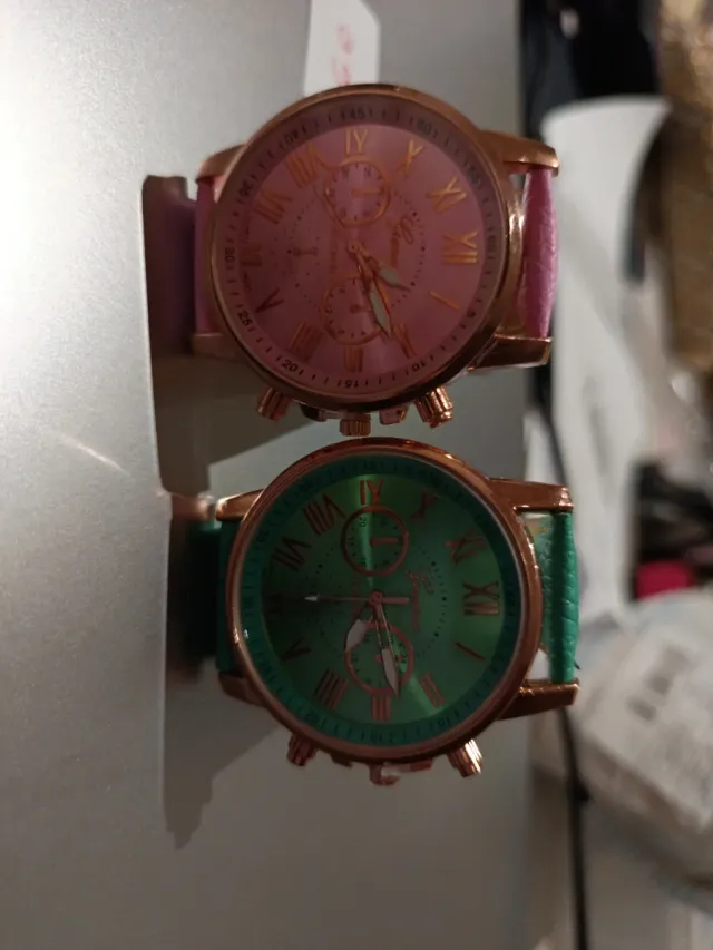 2 Relojes Mujer Rosado y Verde