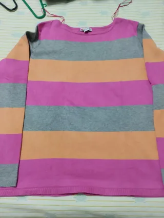 Jersey de rayas rosa, naranja y gris