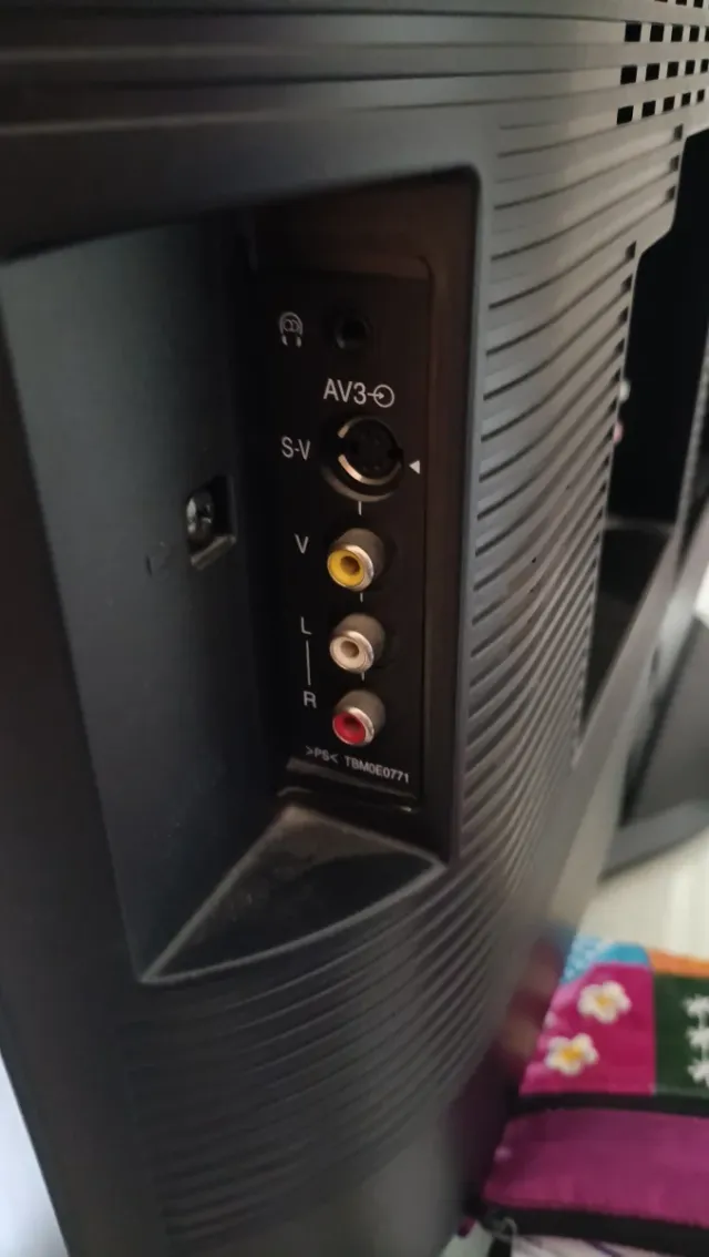 Televisión Panasonic Negra