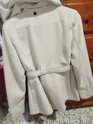 Abrigo beige paño talla S con gorro