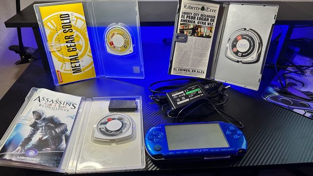 PSP 3000 Azul pack Juegos y Accesorios