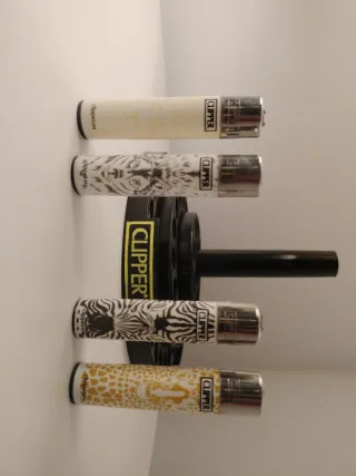 Pack 27 • Set 4 accendini Clipper design animali