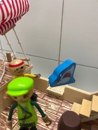 Barco Pirata Jolly Roger + Figuras