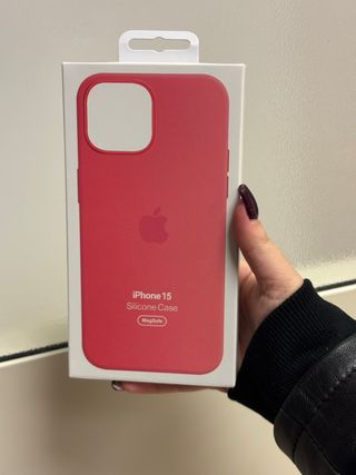 Cover MagSafe per iPhone 15