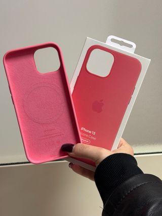Cover MagSafe per iPhone 15