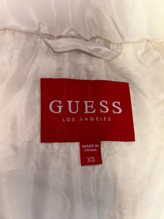 Abrigo Guess Beige con Cinturón Nuevo