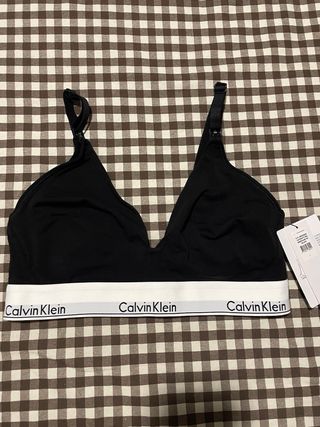 Sujetador lactancia Calvin Klein negro.