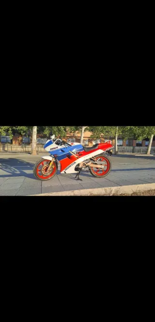 REBAJADA!!!! Honda NSR 125cc Roja, Blanca y Azul