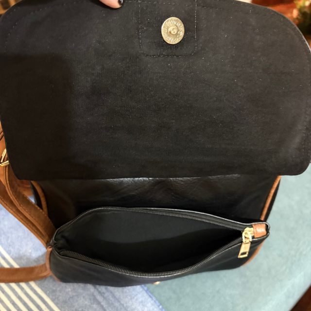 Bolso Negro y Marrón