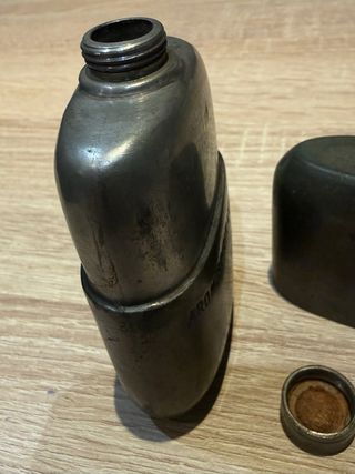 Frasco Peltre S. XIX Arom. Spirit. Ammon.