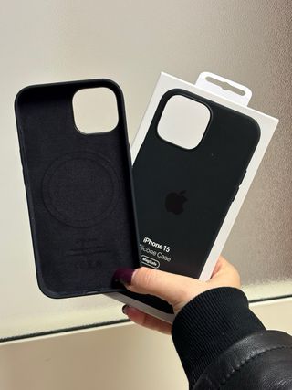 Cover MagSafe per iPhone 15