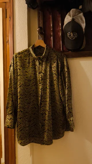 Camisa estampada cebra