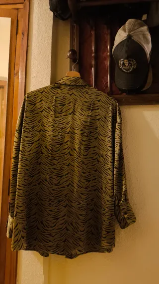 Camisa estampada cebra