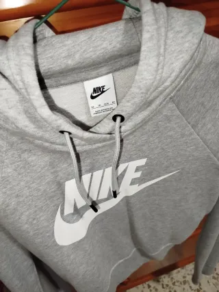 Sudadera Nike corta gris capucha