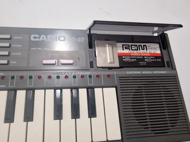 Teclado Casio PT-87 piezas