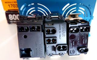 Scatola derivazione VIMAR, presa e 2 interruttori