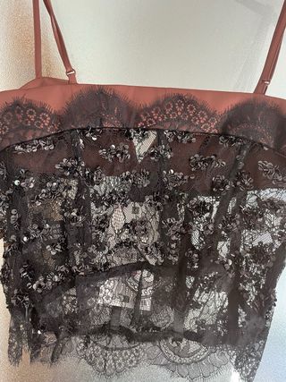 top corsetero encaje T/XS. zara