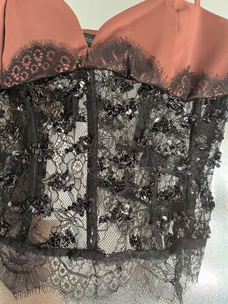 top corsetero encaje T/XS. zara