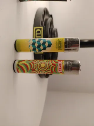 Pack 29 • Set 4 Accendini Clipper