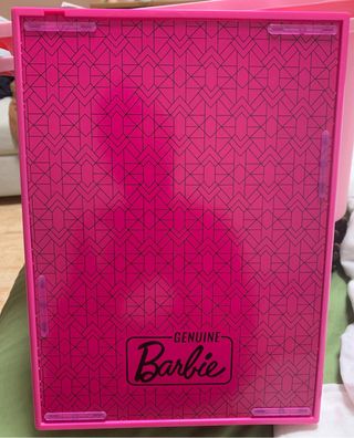 Armario Barbie con Ropa y Muñeca