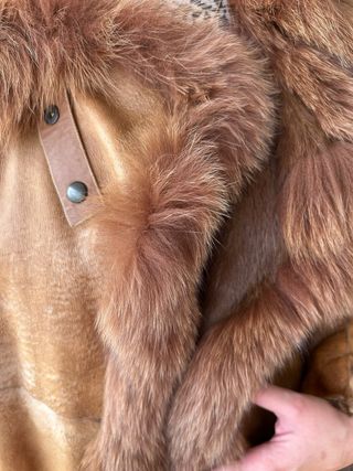 Abrigo reversible de piel marrón