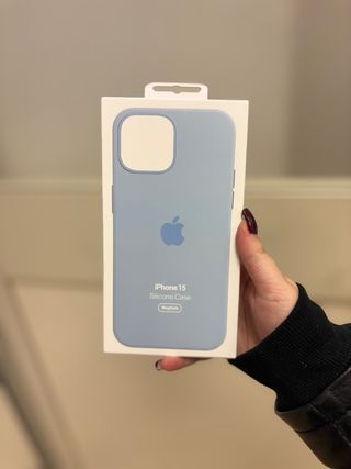 Cover MagSafe per iPhone 15