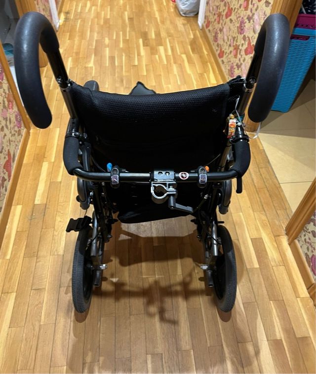 Silla de ruedas Karma infantil