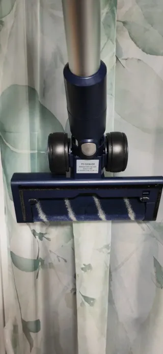 Aspirapolvere senza fili Tower