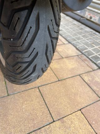 Piaggio Fly 125i 10000 kms.