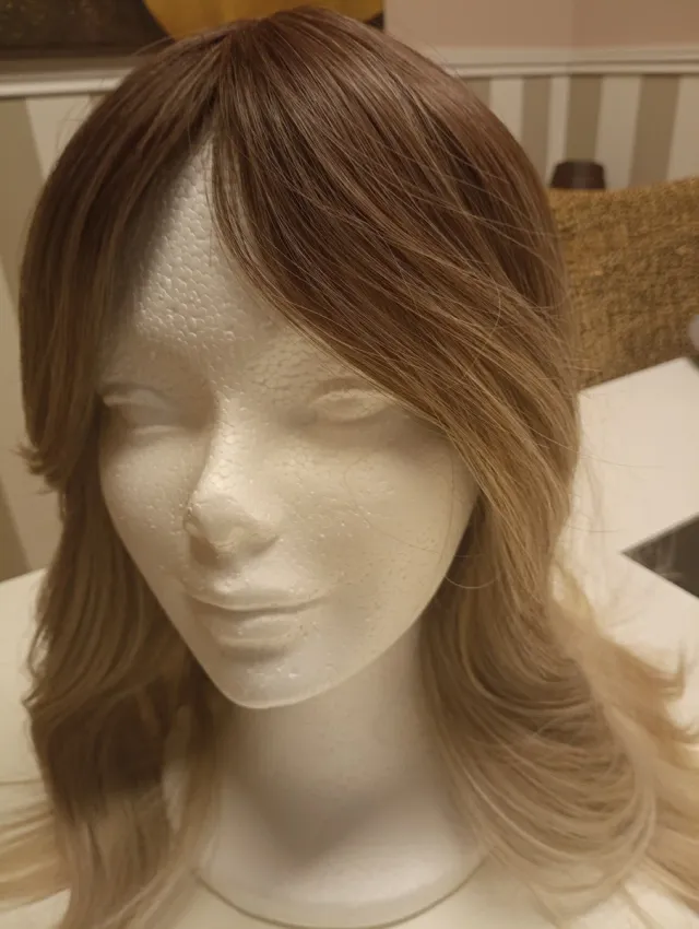 ❣️Peluca rubia larga degradada nueva a estrenar.