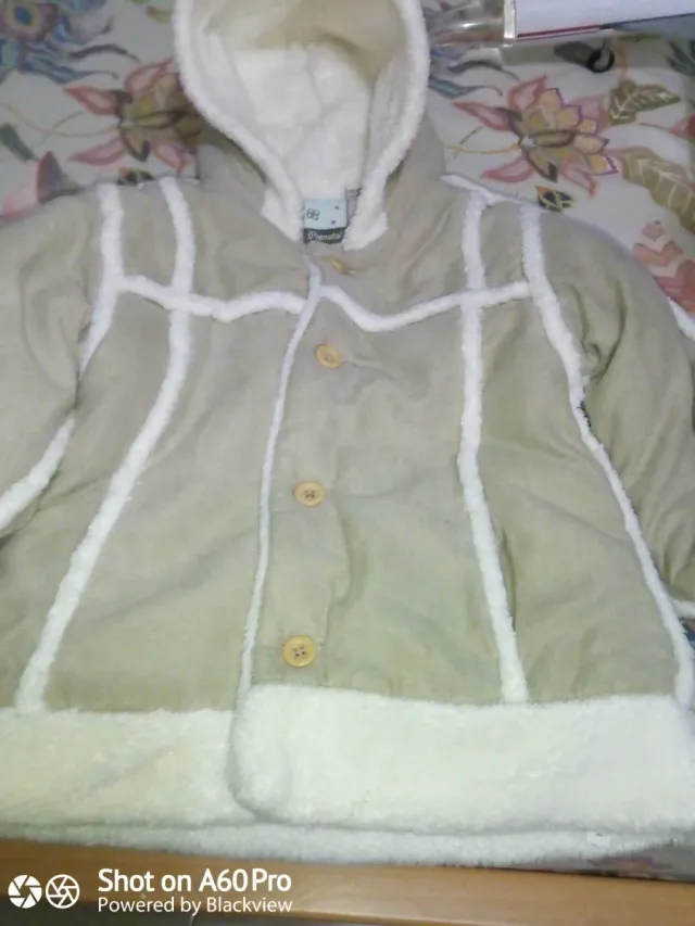 Cazadora niño con capucha y forro