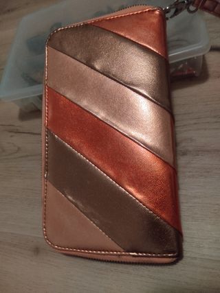 Cartera de mano Mustang dorada y rosa