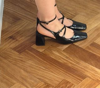 Zapatos de tacón negros