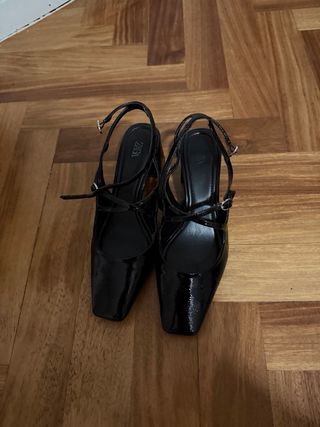 Zapatos de tacón negros