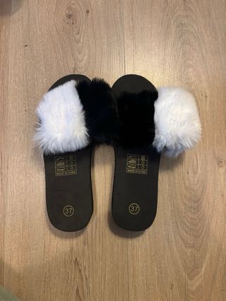 Sandalias con pelito