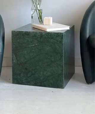 Mesa Artesanal en  Mármol Verde