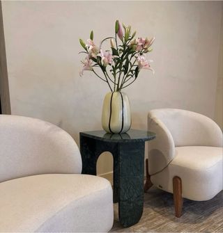 Mesa Artesanal en  Mármol Verde