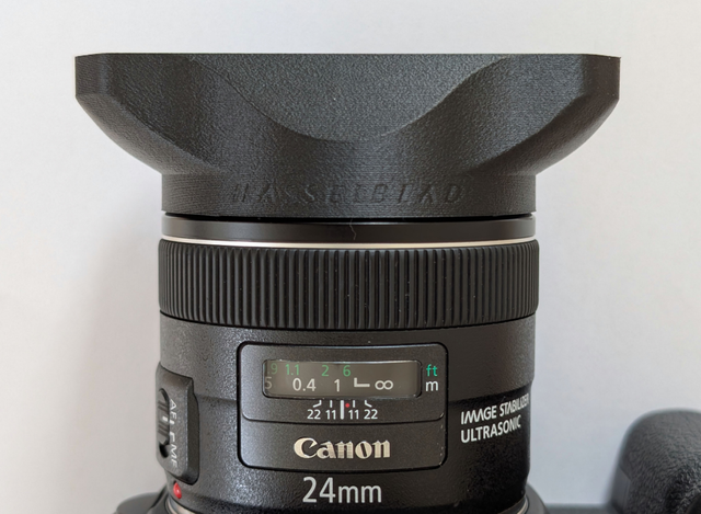 Parasol Canon EF 24mm f/2.8 IS USM