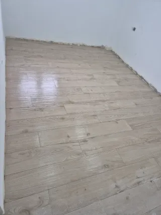 Instalación de azulejos