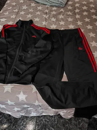 Chándal Adidas Negro y Rojo